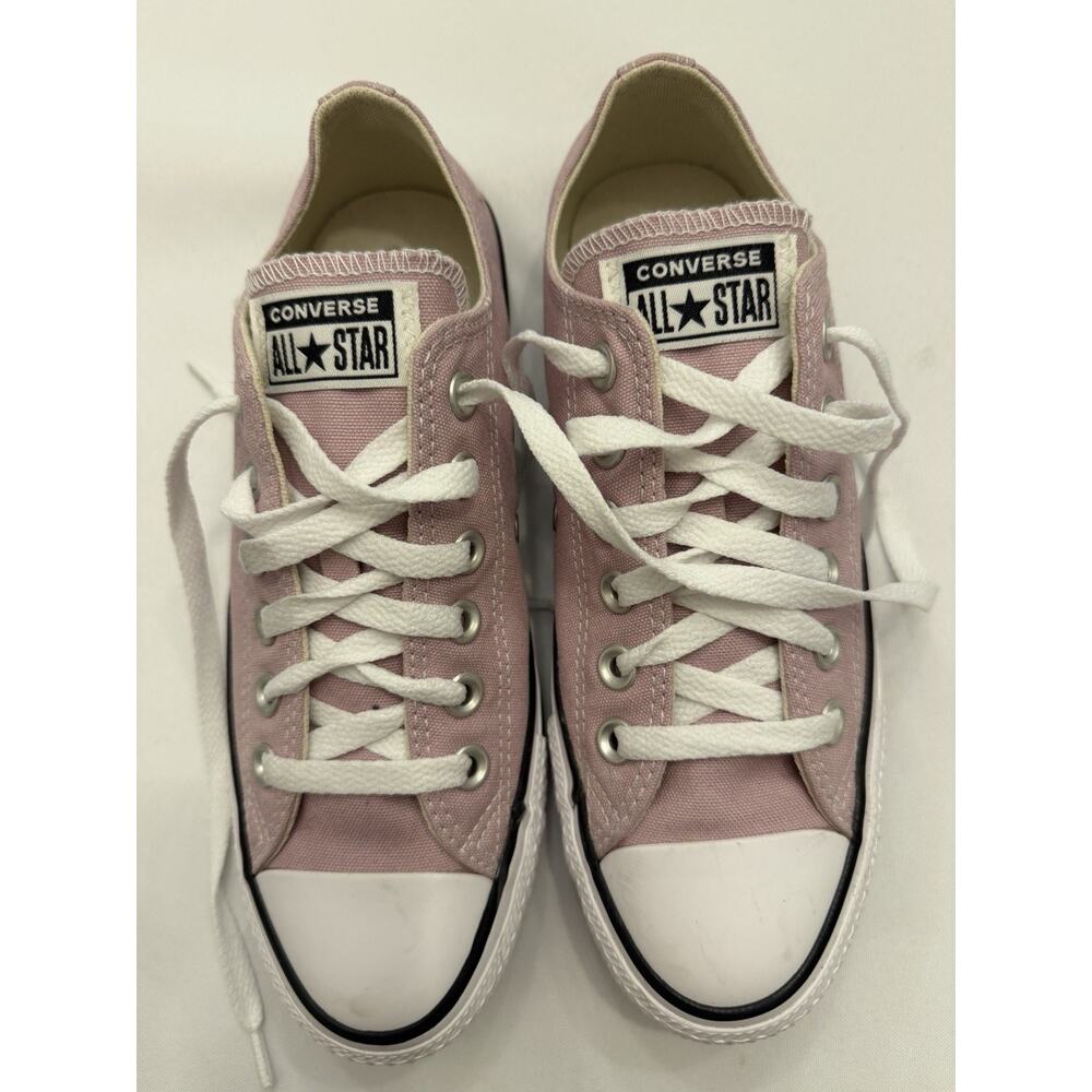 Converse All Star Low Top Shoes Lilac Women’s 7 Men’s 5